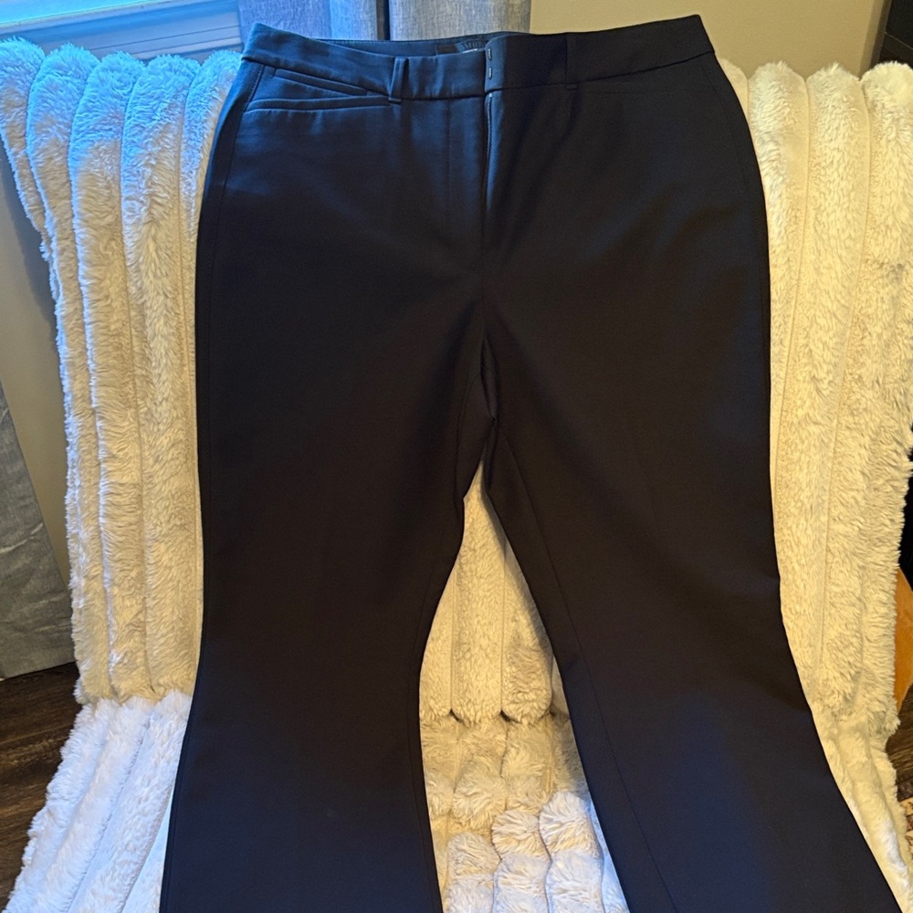 White House Black Market Ines Classic Boot leg Black Pants